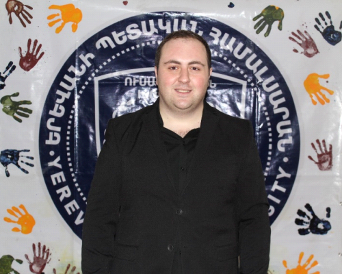Խաչիկ Աբաջյան